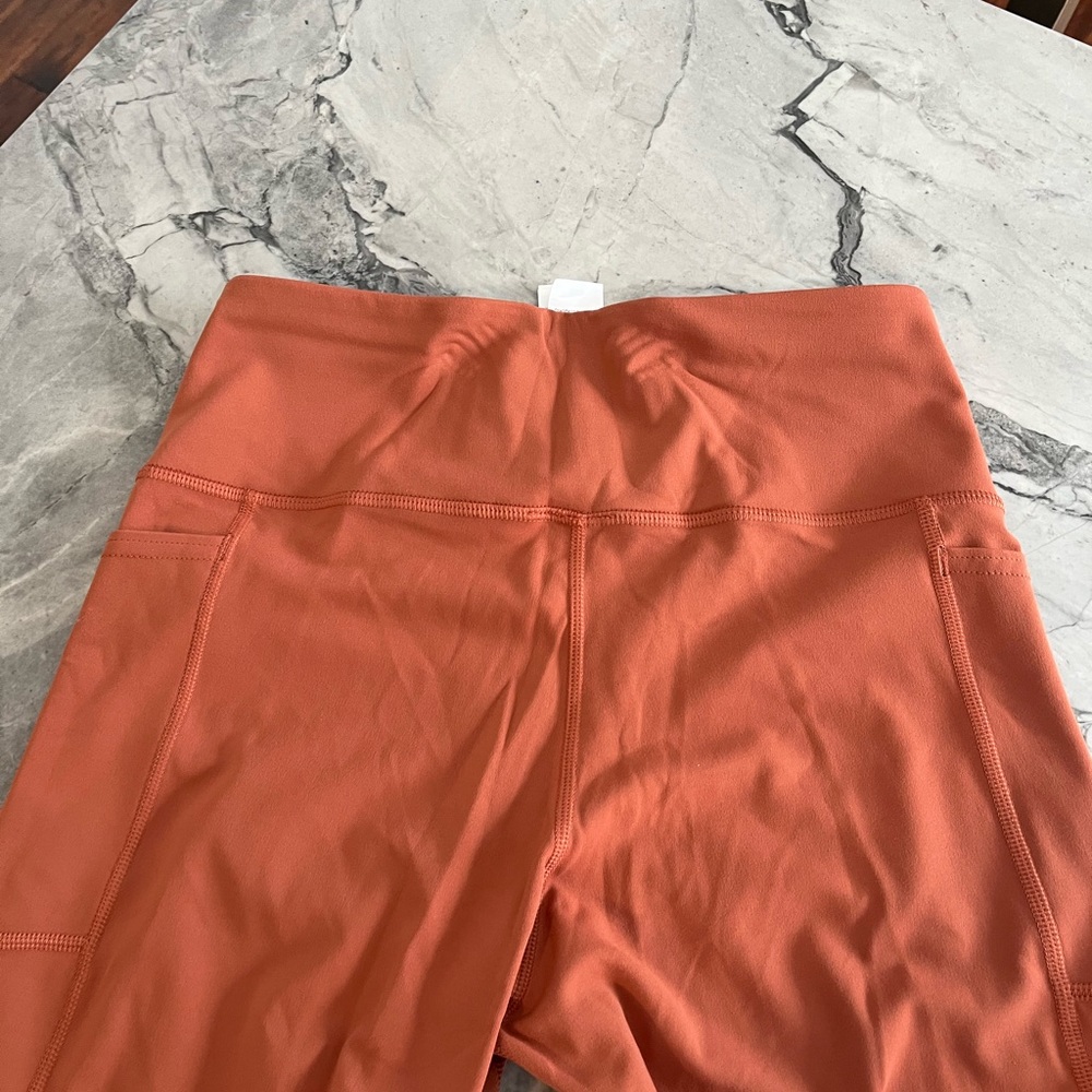 NEW! Patagonia Women’s 7/8 Stash Tights! Perfect for Fall and Halloween! - Picture 4 of 9